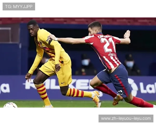 孔特回传失误险酿大祸瓜里拉帕起左脚射门稍稍偏出球门